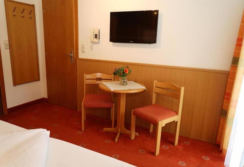 مبيت وإفطار Pension Lindenhof