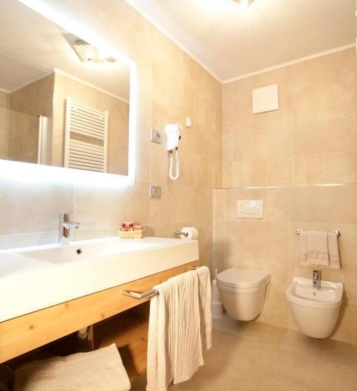 هتل Europeo Alpine Charme & Wellness