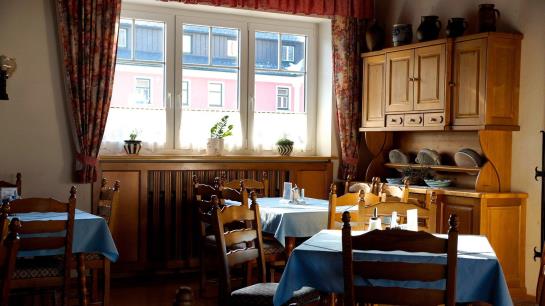 住宿加早餐  Gasthof Pension Kirchenwirt