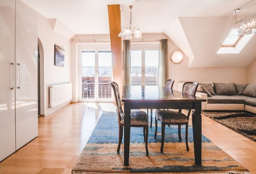 هتل Kärntnerhof Velden By S4y