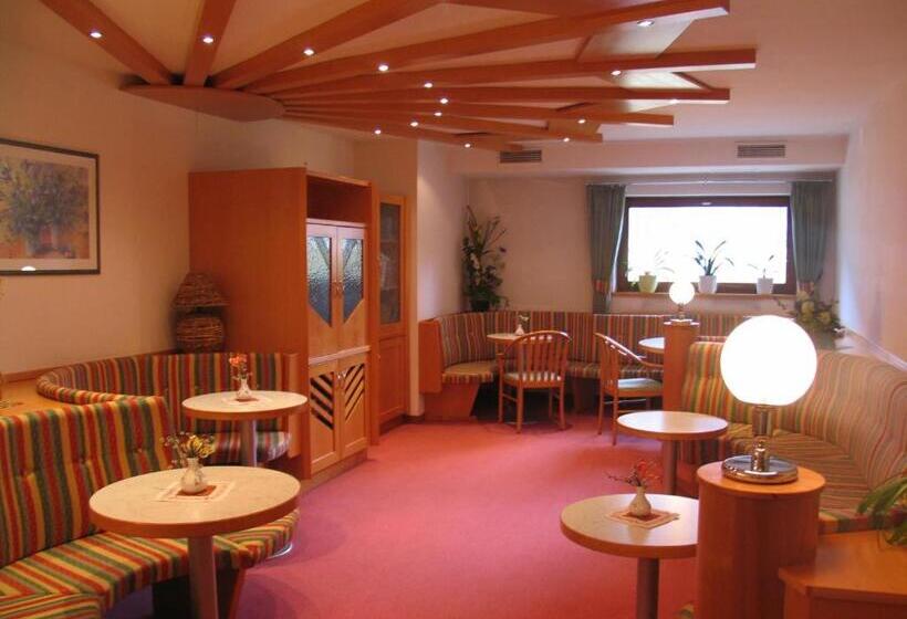 בית מלון כפרי Reichegger