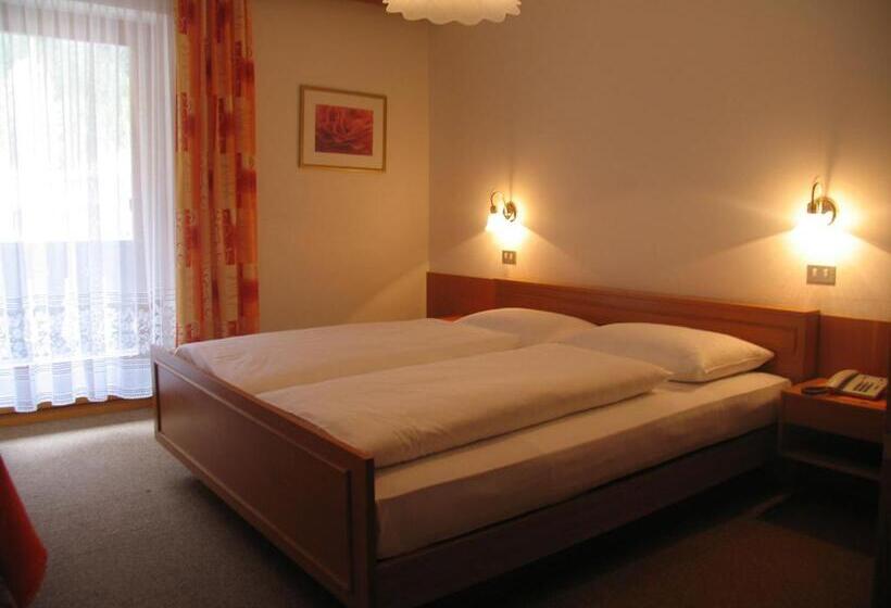 בית מלון כפרי Reichegger