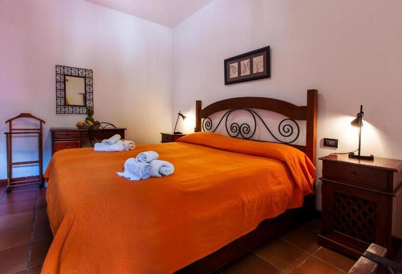 هتل Relais Le Nereidi