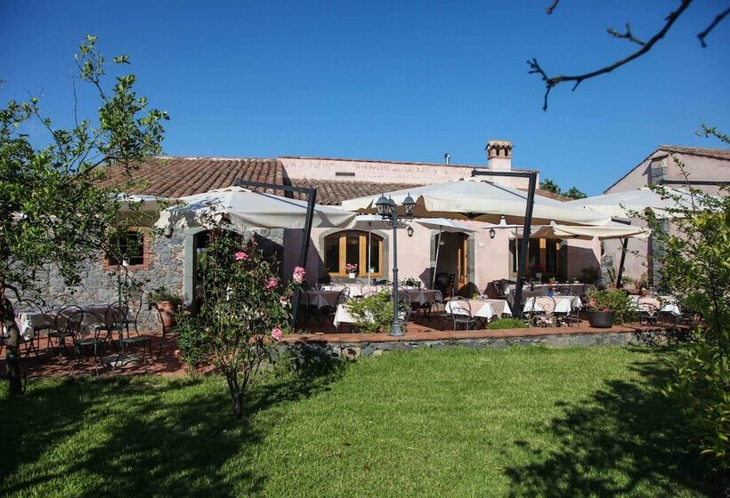 هتل Agriturismo Galea