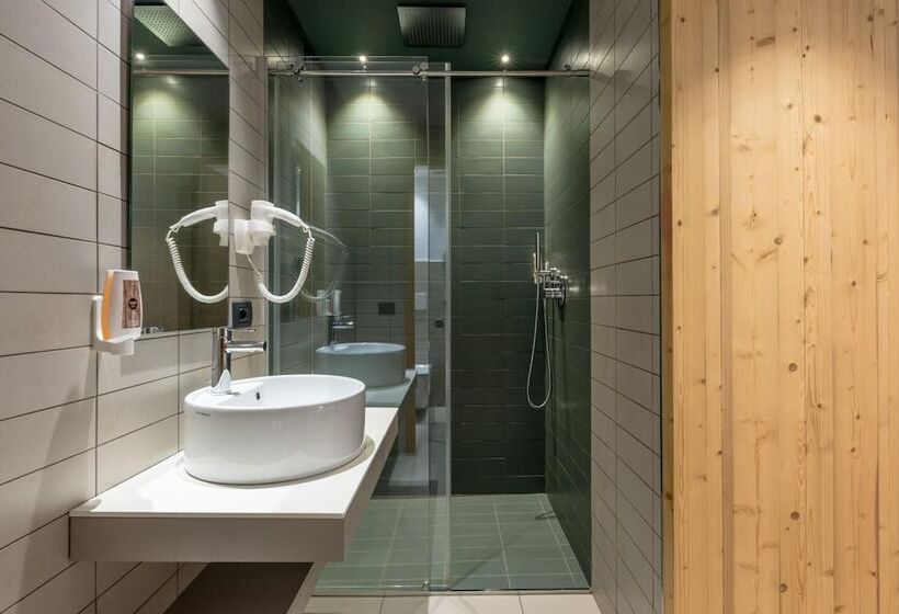 Good Life Hotel Garden