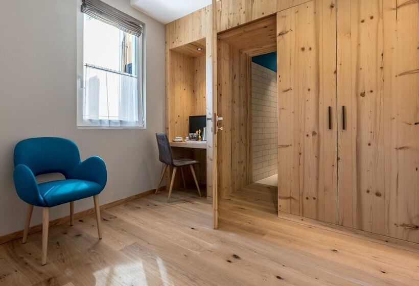 Good Life Hotel Garden