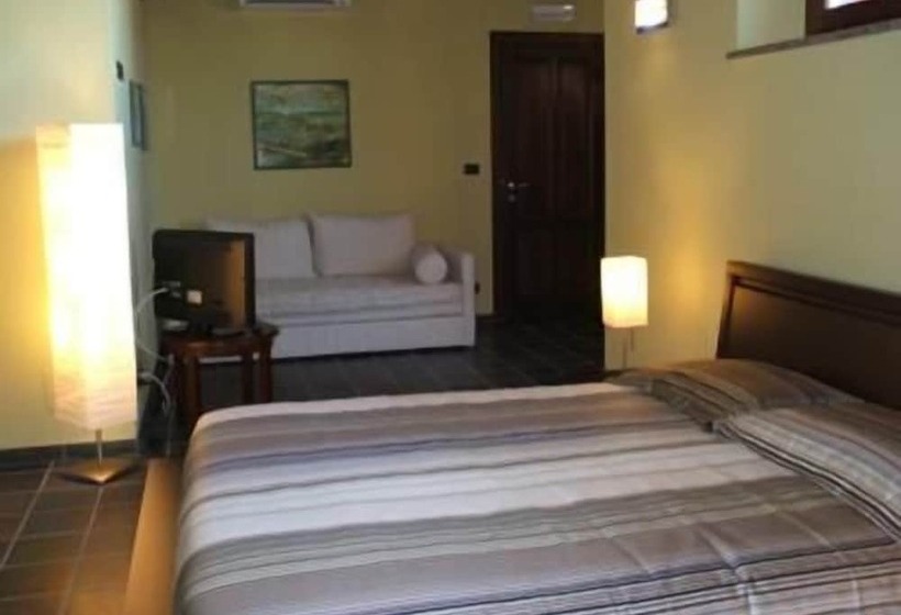 Отель L'angolo Di Rosina