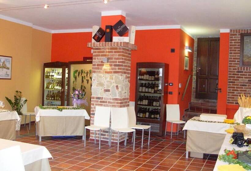 Отель L'angolo Di Rosina