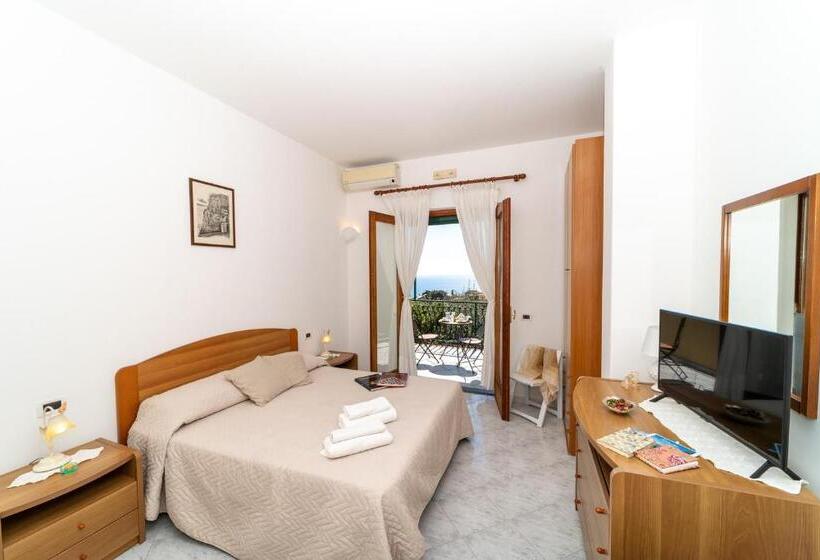 هتل Le Nereidi B&b