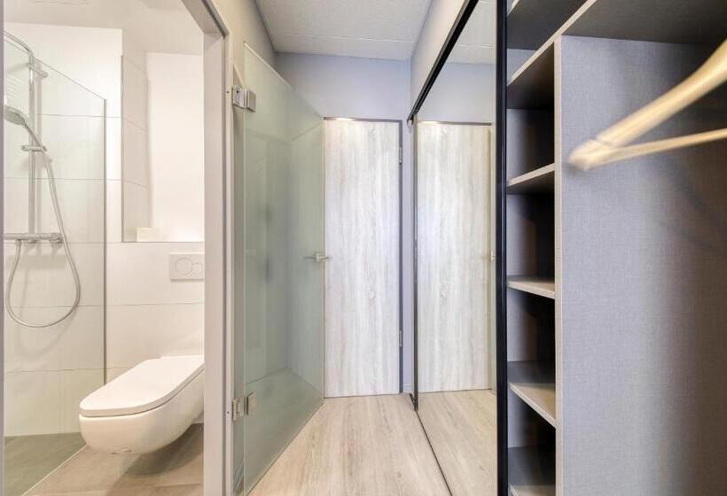 Smart Stay Hotel Station