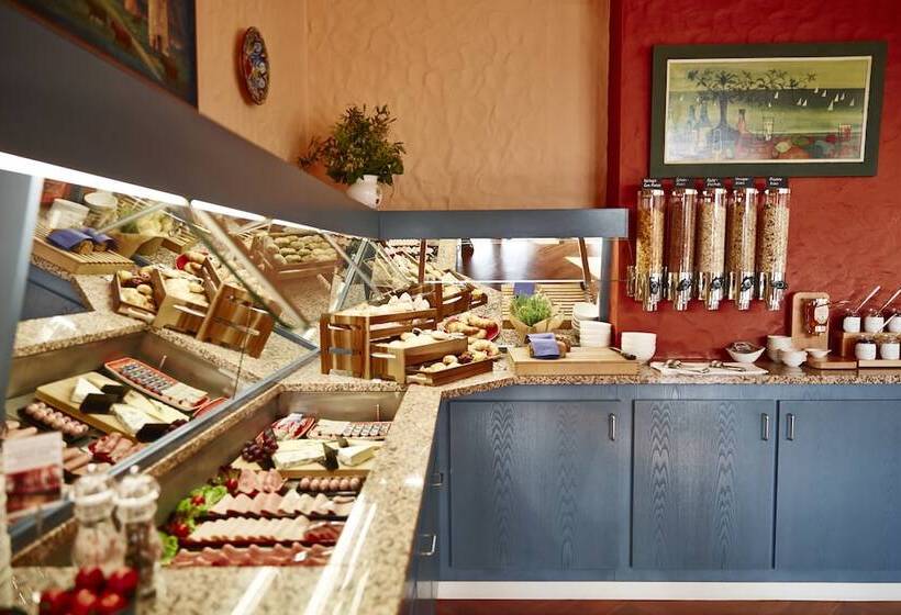 בית מלון כפרי Und Restaurant Bommersheim