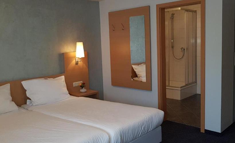 בית מלון כפרי Beuss