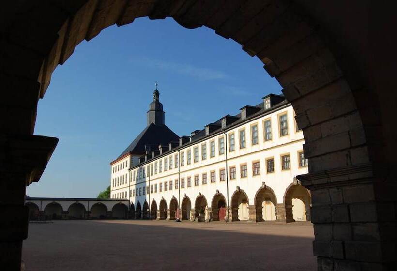 酒店 Garni Am Thüringer Kloßtheater