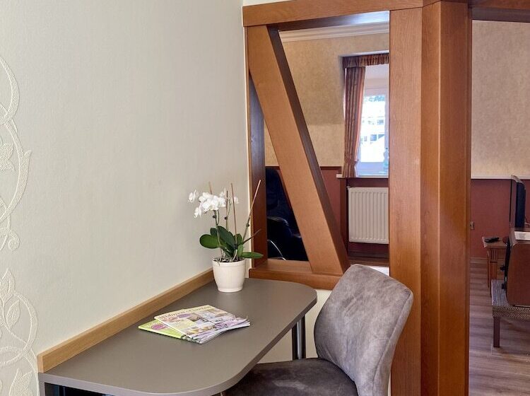 בית מלון כפרי Haus Hohenzollern & Haus  Ambiente