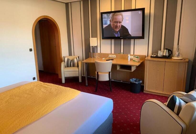 فندق Pension Berghaus Sieben