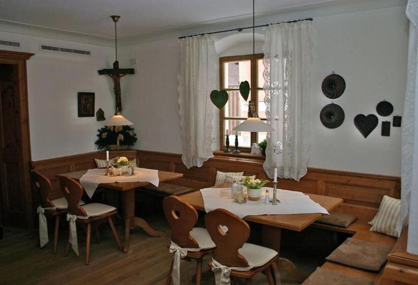 Metzgerei Gasthof Romantik Hotel Der Millipp