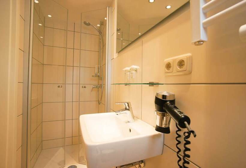 هتل Altes Forsthaus Braunlage
