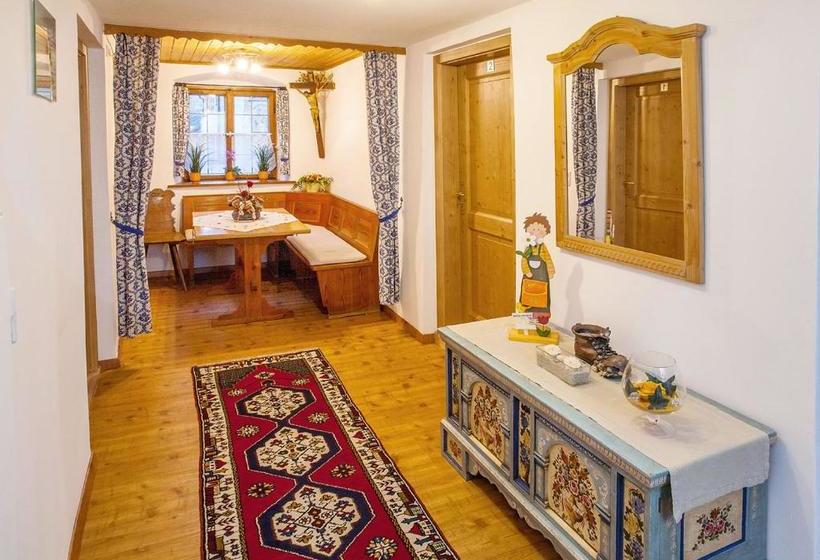 ホテル Dedlerhaus