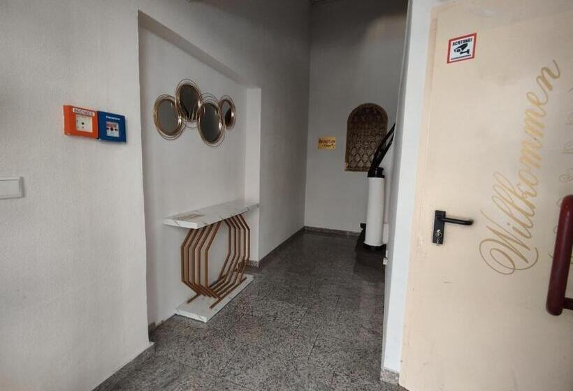 هتل Doerenkamp Self Check In