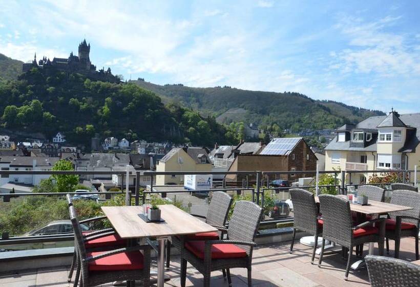 Flair Hotel Am Rosenhügel   Garni