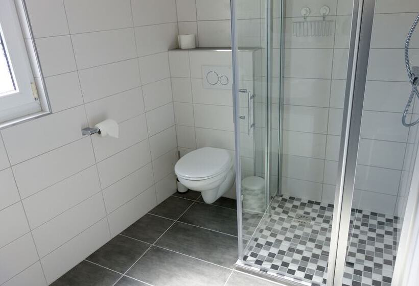 هتل Haus Sonnschein