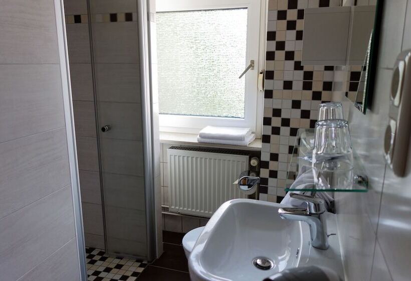 هتل Haus Sonnschein