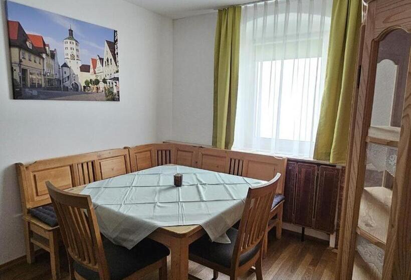 בית מלון כפרי Hirsch Günzburg