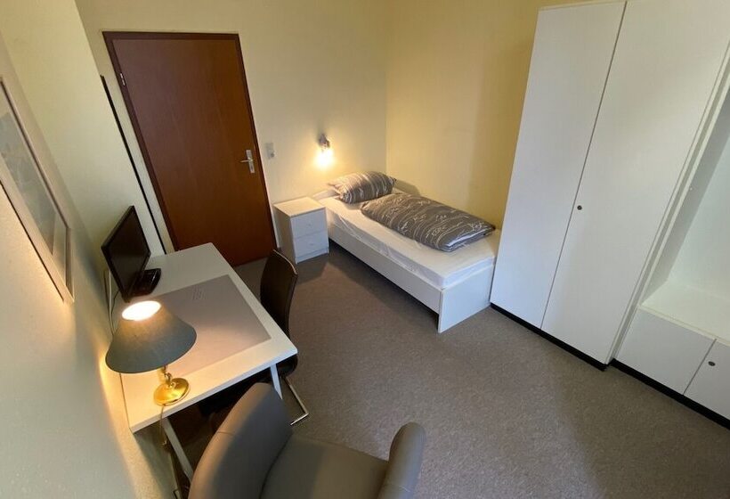 فندق Pension Am Thermalbad