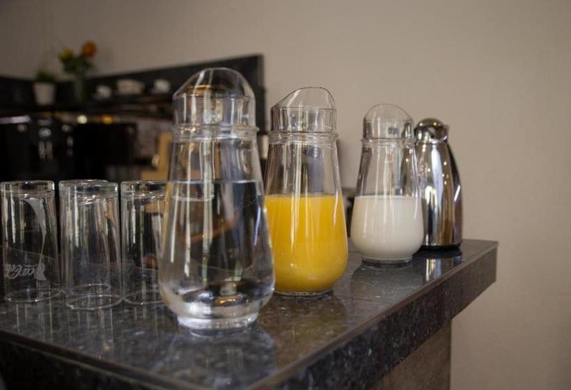 בית מלון כפרי Pension Central Nuernberg Fuerth