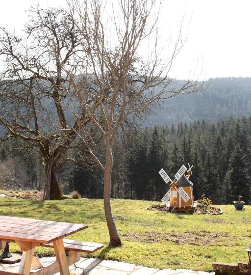 فندق Schwarzwald Gasthof Hirsch