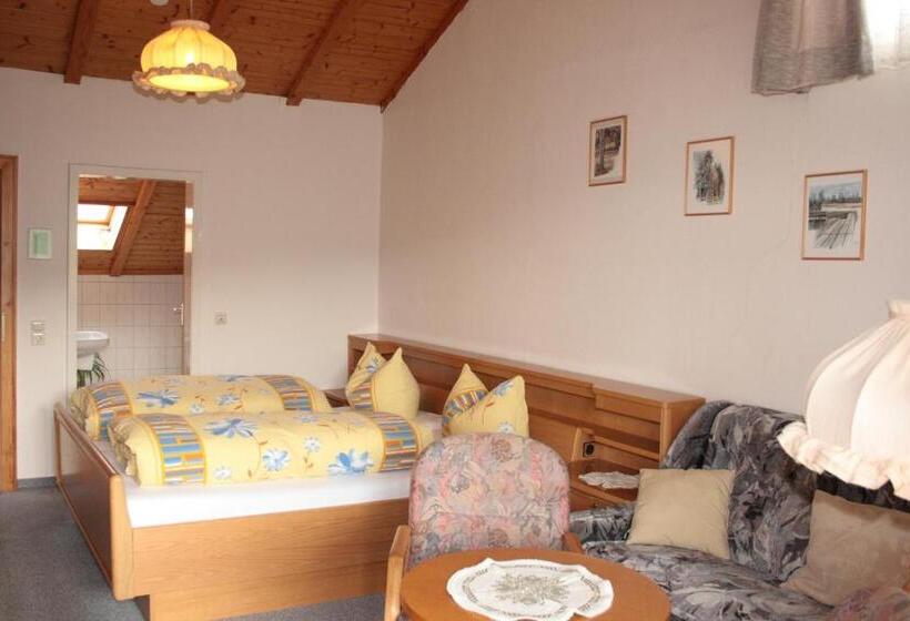 فندق Schwarzwald Gasthof Hirsch