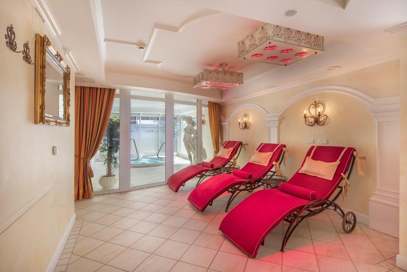 هتل Schweizer Hof Thermal Und Vital Resort