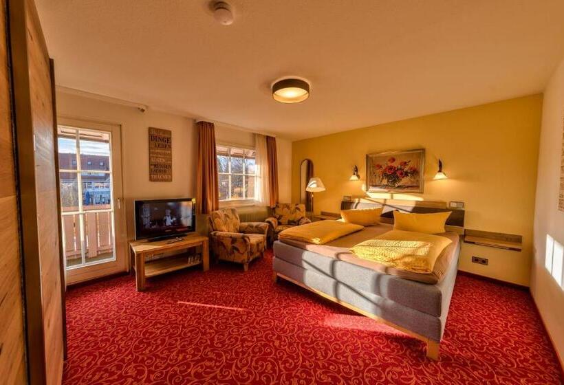 Отель Sonneneck Titisee  Adults Only