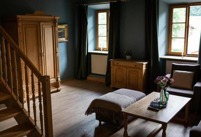 בית מלון כפרי Tegernseer Hof