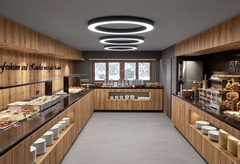 בית מלון כפרי Alpenhof