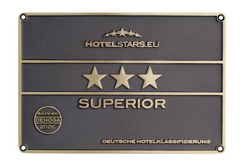 هتل Angerland Garni