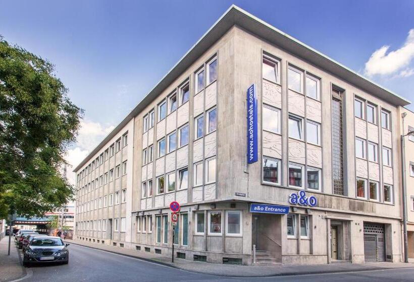 호텔 a&o Koln Hauptbahnhof