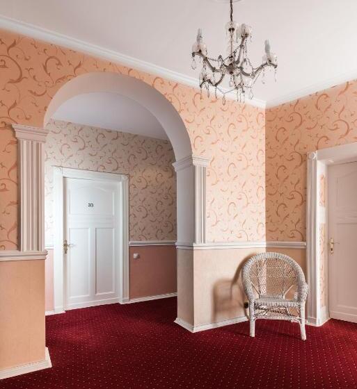 هتل Barbarossa Classic