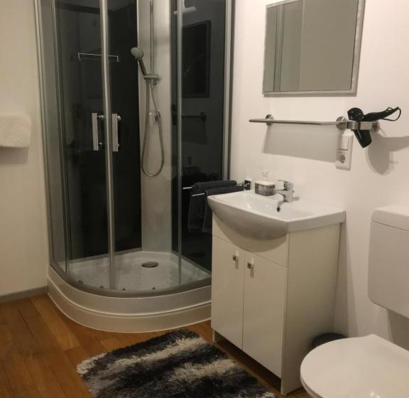 فندق Haus Im Grünen