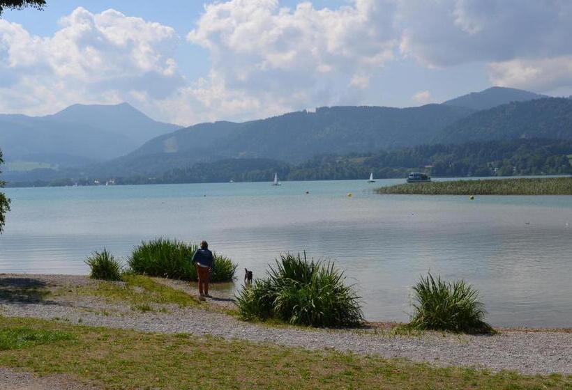 בית מלון כפרי Pension Ostler