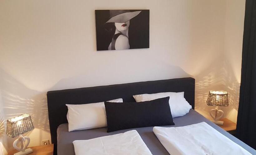 فندق Schwedenkrone