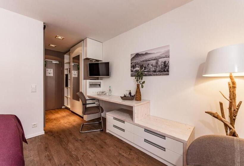 בית מלון כפרי Villa Lago Garni