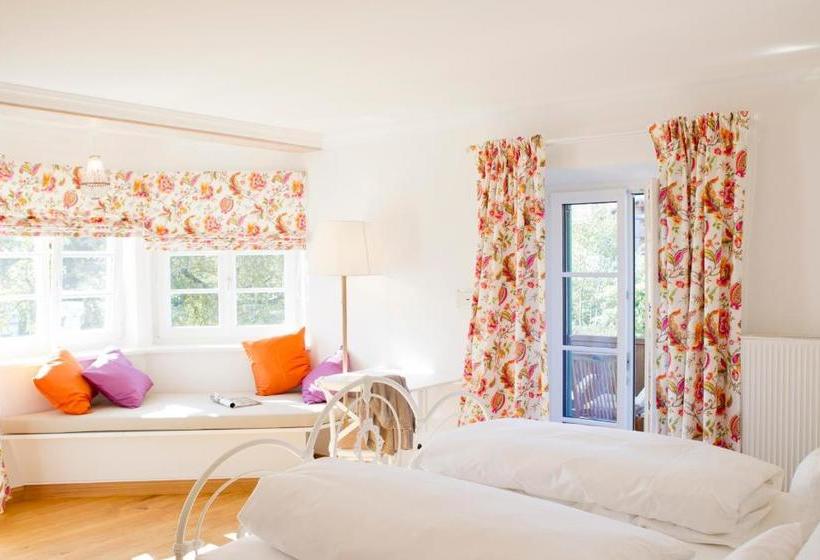 Landhaus Marinella Hotel Garni