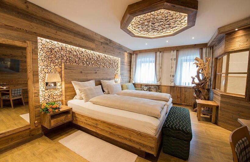 פנסיון Wellness Hotel Adler