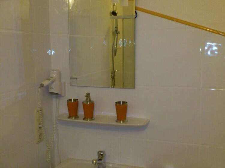 مبيت وإفطار Eifel   Pension