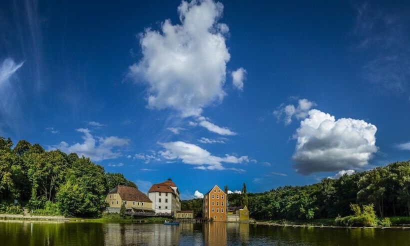 تختخواب و صبحانه Obermühle Görlitz