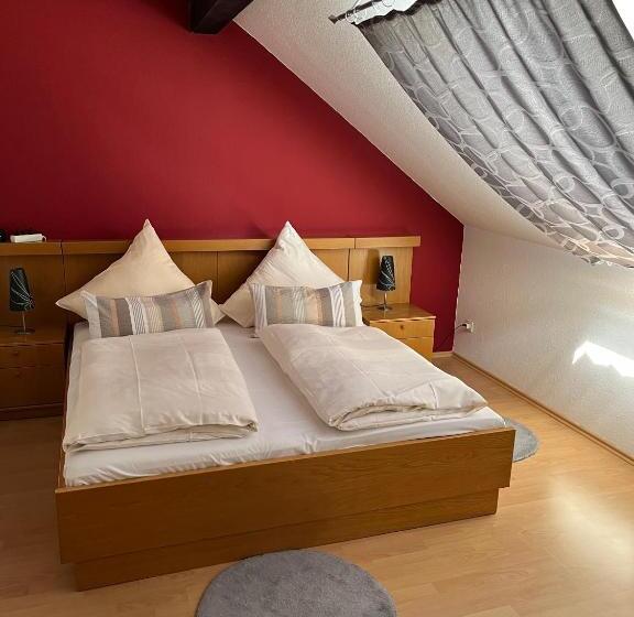 Gasthof Zur Post Hotel   Restaurant