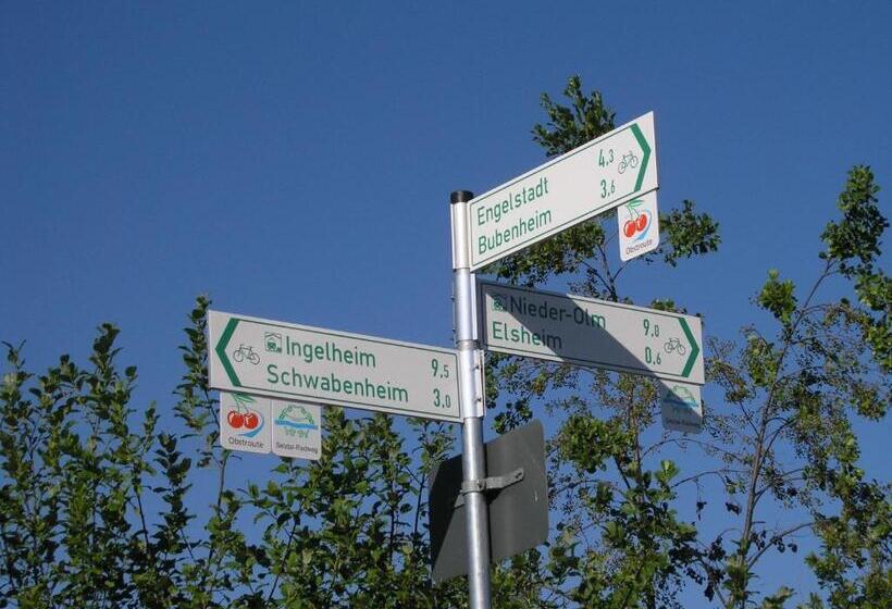 ホテル Christian Garten