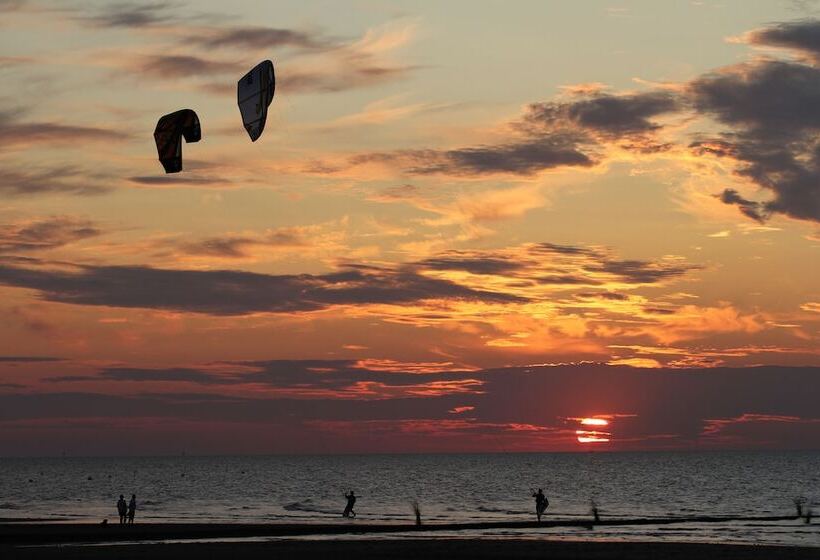 هتل Landgasthof Zum Grünen Walde
