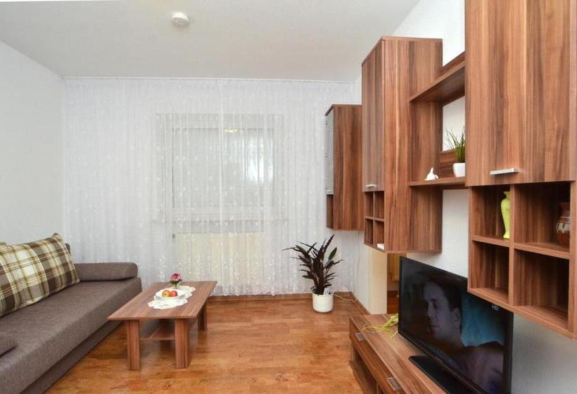 Land Hotel Am Wald Garni